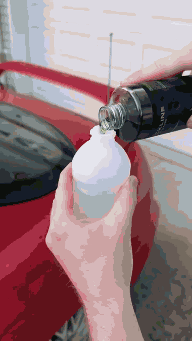 gif4 voiture rouge